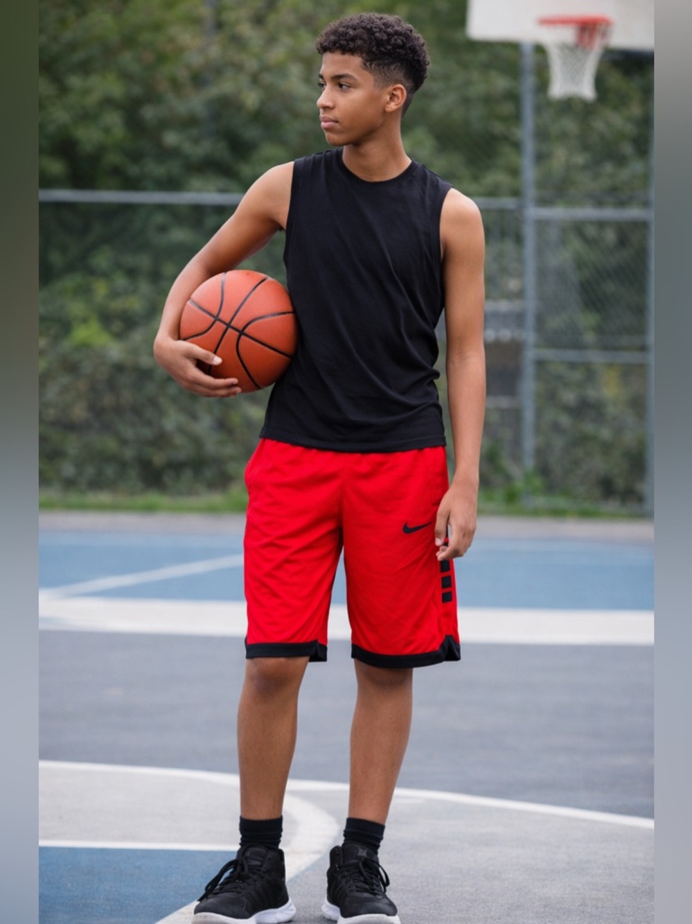 Nike EUC Dri-FIT Athletic Shorts Red Black Boys XL Youth Basketball Training